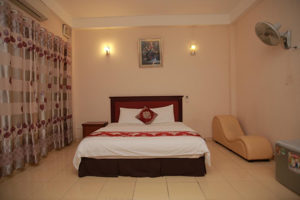 Nhat Minh Guesthouse Hanoi Exteriör bild